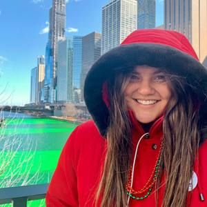 Meet your Posher, Caitlin